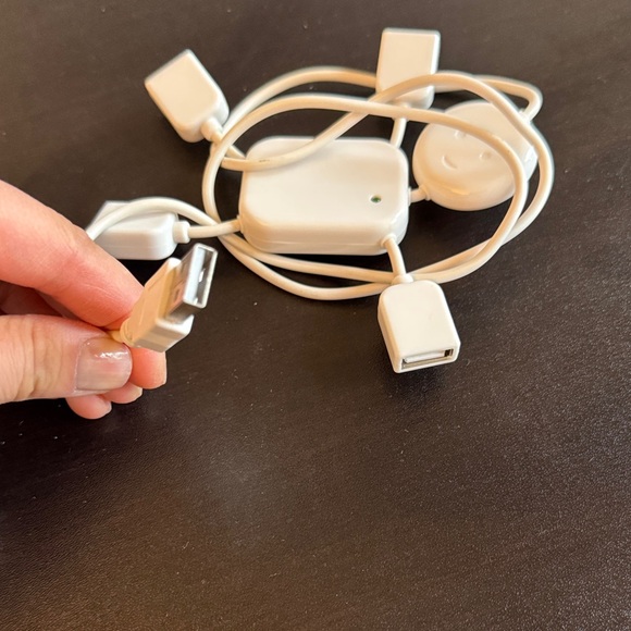 Multiples Charging Cable Collection - Picture 15 of 15